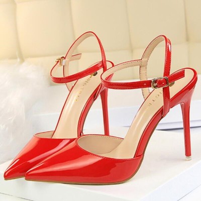 WOMEN HEELS